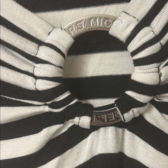Michael.Kors Black  and White striped Relaxed 3/4‎ Sleeve top.       Size xl - Picture 6 of 8
